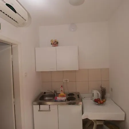 Damir Livajic Apartment Omis